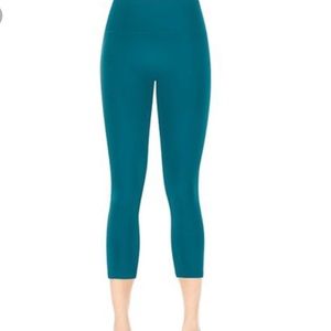 SPANX CROPPED LEGGINGS